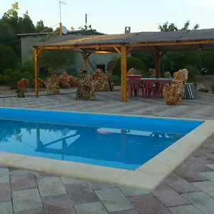 https://villa-angioj.hotelsalgherosardinia.com